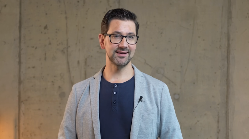 Sebastian Plingen Moderation